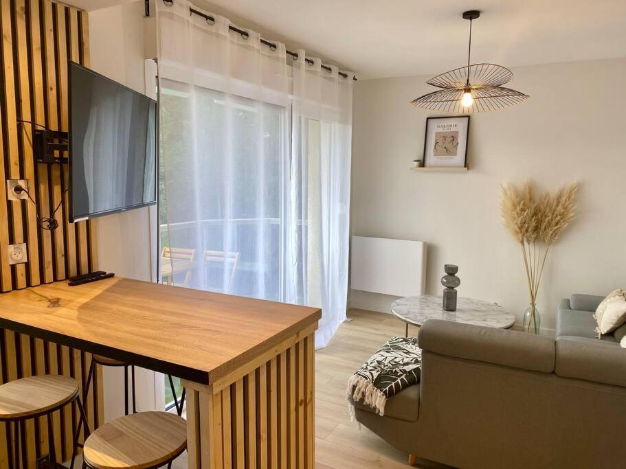 L'Alcove - T2 Calme, Terrasse & Parking Prive Διαμέρισμα Καστρ Εξωτερικό φωτογραφία